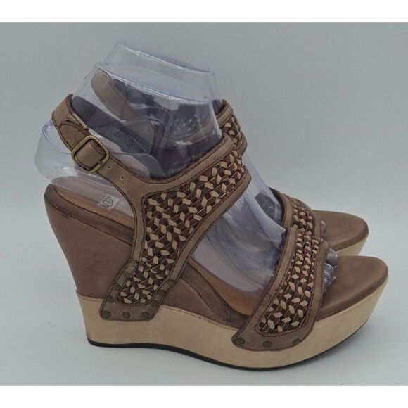 UGG ASSIA CHOCOLATE LEATHER STRAPPY WEDGE HEELS, WOMEN US 7.5/ EUR 38.5 - Picture 6 of 11